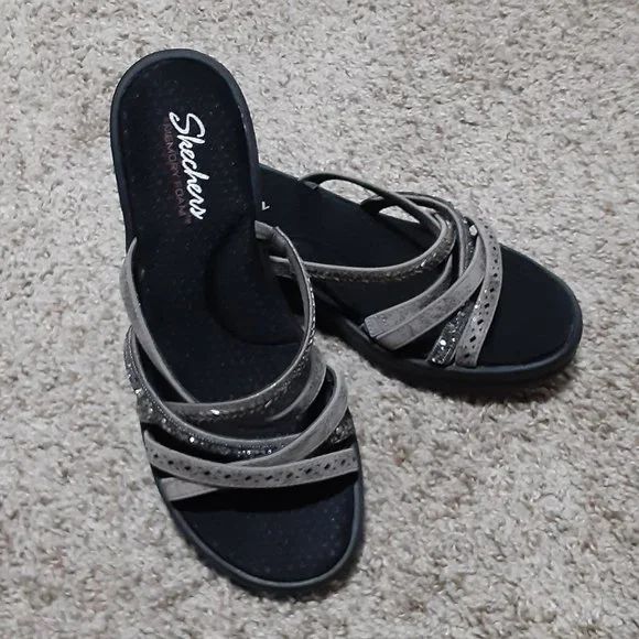 womens skechers sandals size 9